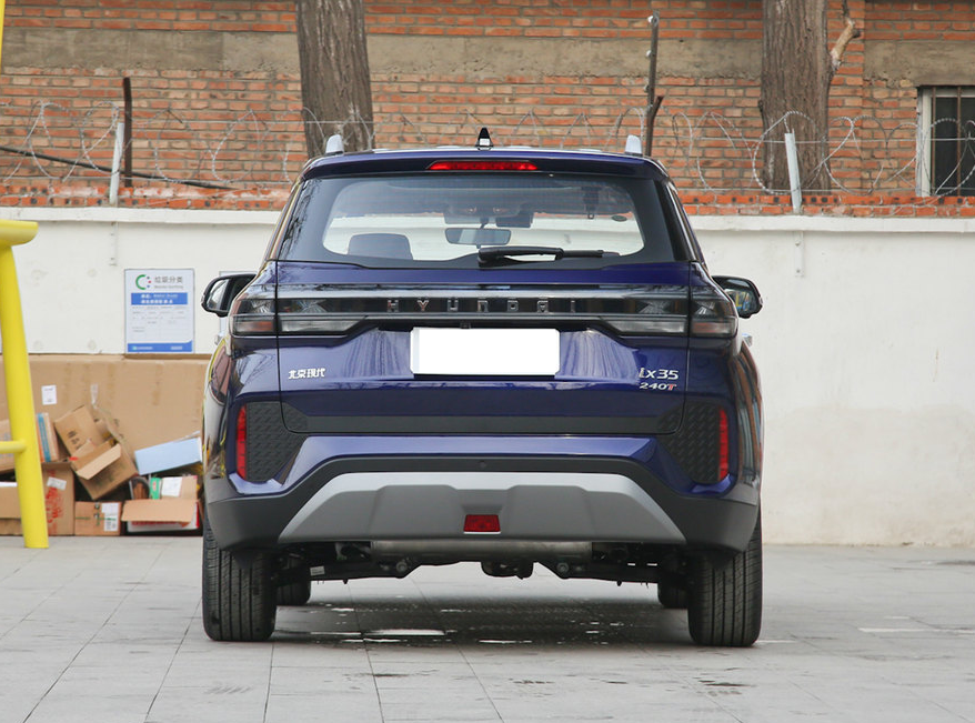 从12.98万降至11.38万起，入门就配6AT，带你看北京现代ix35