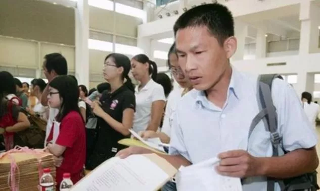 三轮车夫破格成复旦大学研究生，他的国学知识，远比专家还要高深