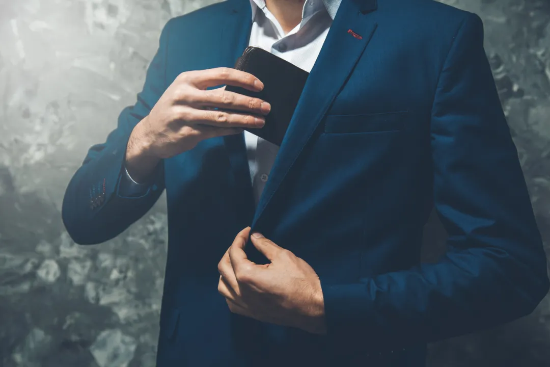 年轻男生的衣服推荐：潮牌or机能风，你选哪种？