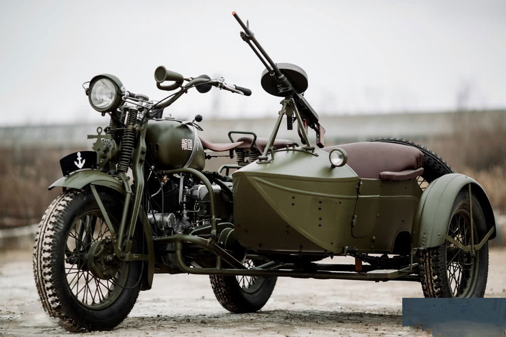 1,95式 挎斗摩托车二战期间日军的装备虽然对比西方有些粗糙,但他们也