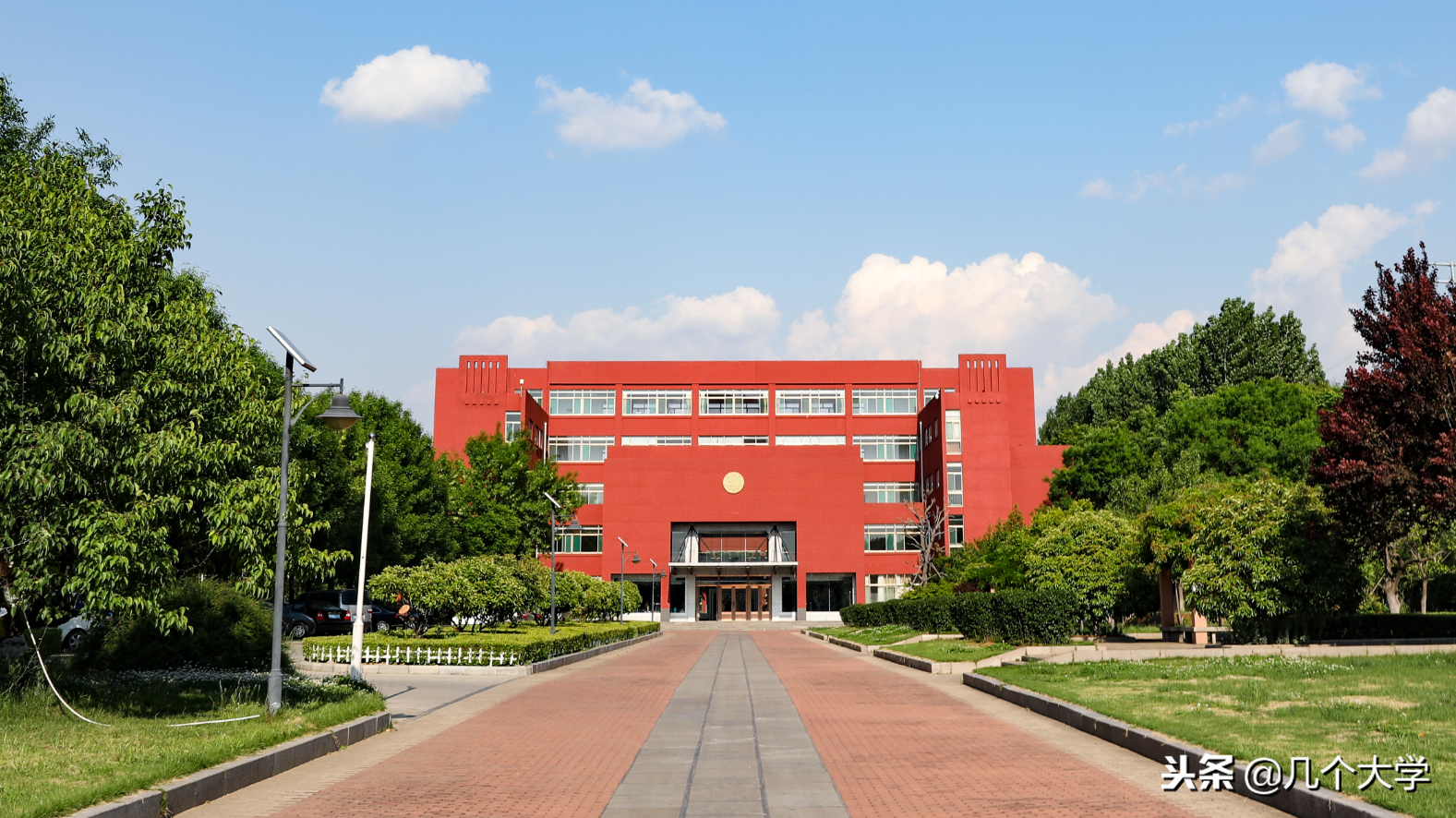 济宁学院风景图片