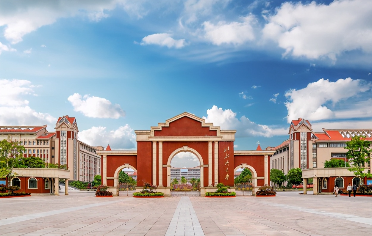 广西改头换面较成功的一所大学，二本分数就能报考，上升势头不错