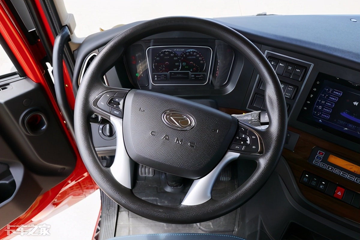 除了550马力自主动力链，汉马H9牵引车还有啥值得骄傲的