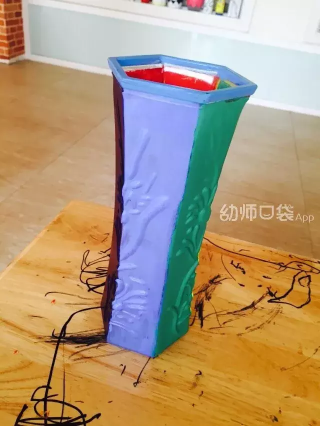 过完年废旧的纸箱、酒瓶、包装袋不要扔,可以和孩子做这些手工!