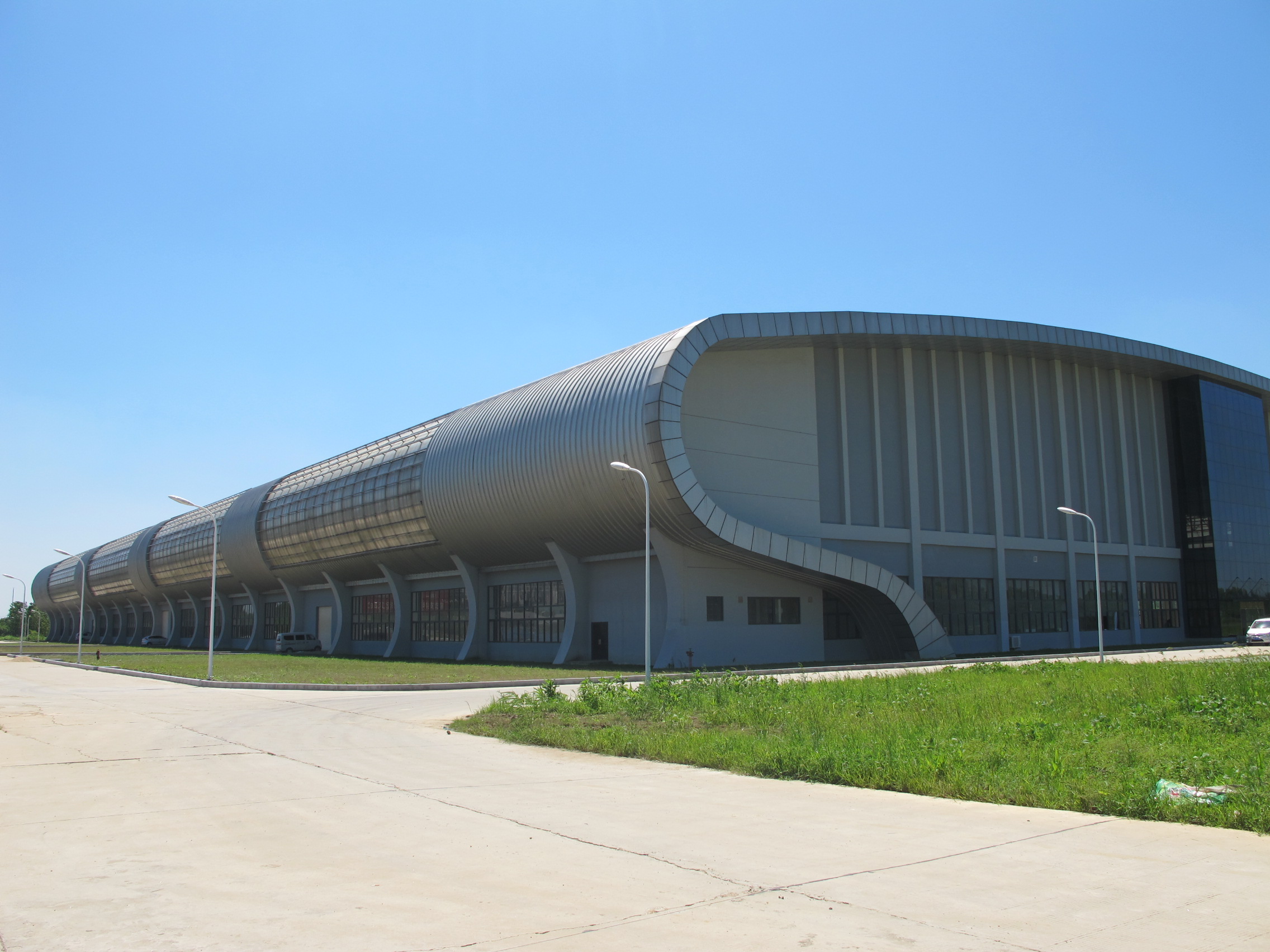 武汉建工与武汉大学共同谱写校企合作新篇章