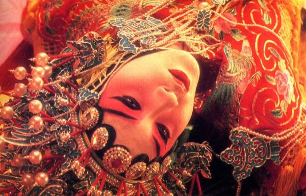 1992年是香港电影周星驰年，香港影坛的其他巨星在干嘛？