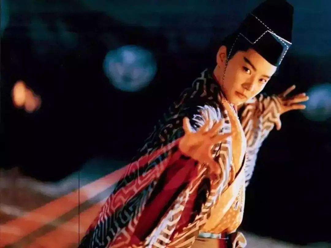 本是赶货交差的《笑傲江湖3》,因为林青霞王祖贤成了经典