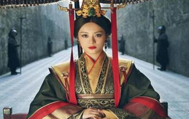 众所周知芈月是秦国的太后，那她和秦始皇之间有着怎样的关系呢？