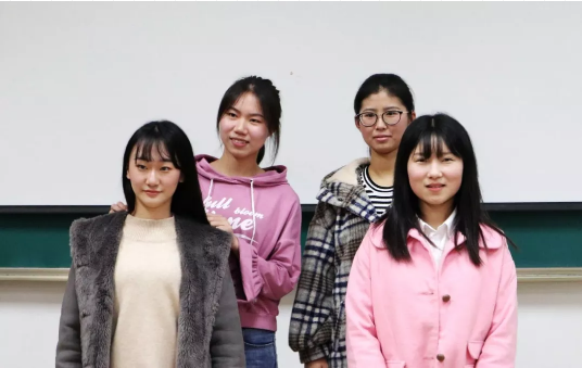 华中科技大学这4间寝室分住15个学霸：保研名校，开公司、拿专利，样样精通！