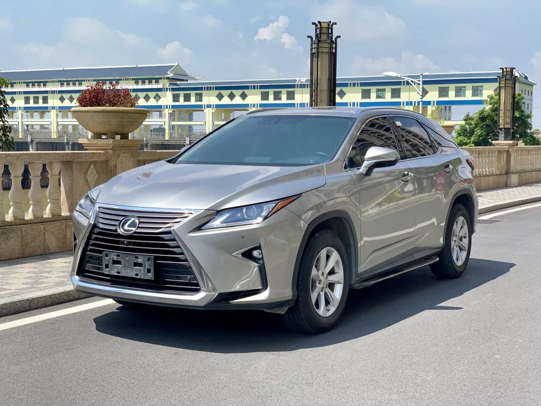 2020款雷克萨斯rx300家用怎么样？全款落地需要多少钱？