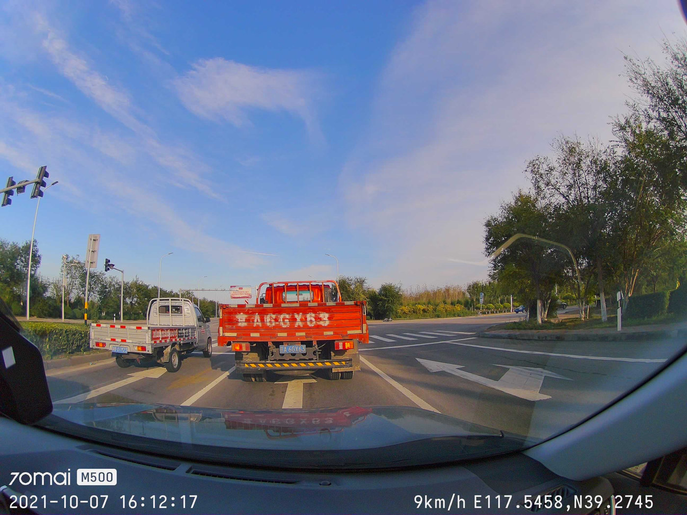 通网了，你车在这呢，70迈M500行车记录仪