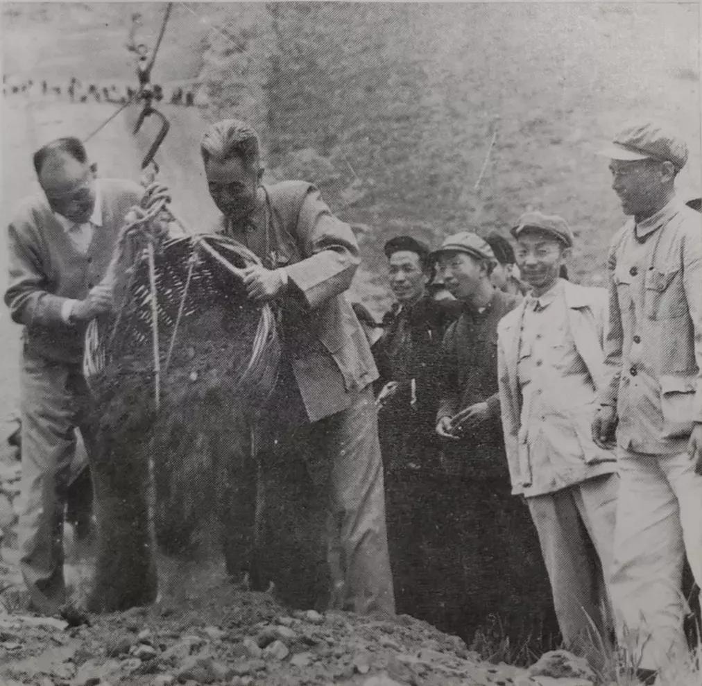 他是西北交通事业的重要开拓者，创建陕西名校，获彭德怀赞誉！