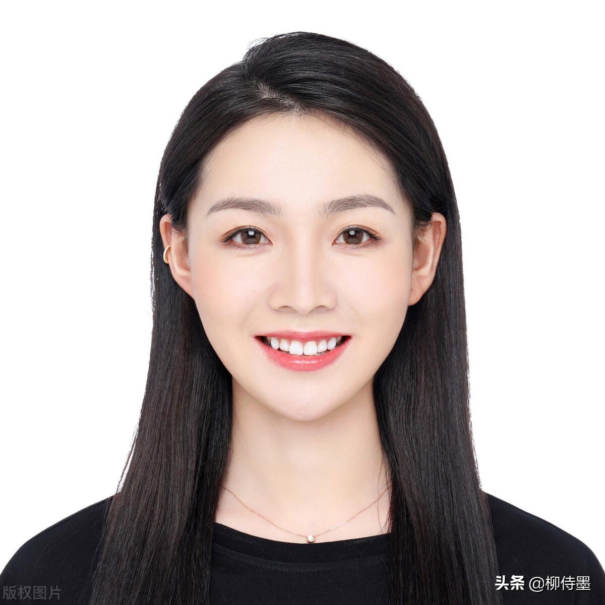 免冠照片是什么意思 一寸免冠照片模板-乐百科