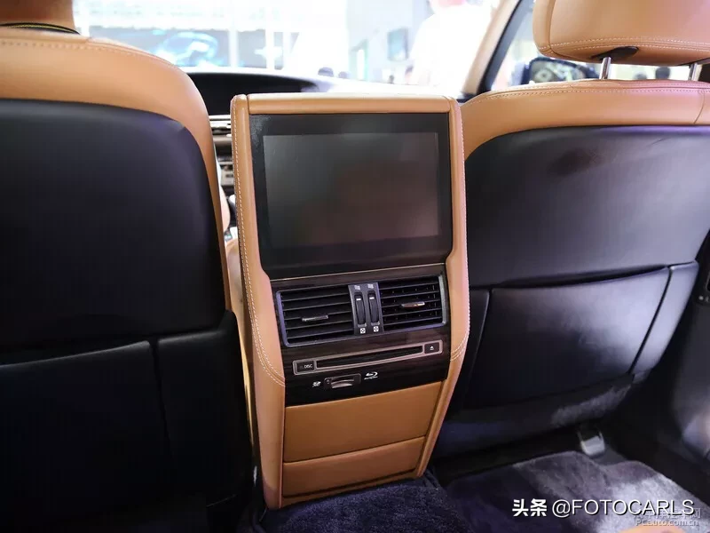 雷克萨斯LS600hL V8实拍,它才是雷车最旗舰版,当年售价207万起