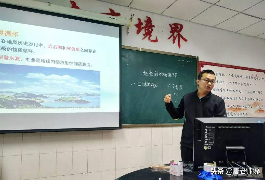 衡水中学深夜发喜报，67人被清华北大提前录取，占河北省近七成