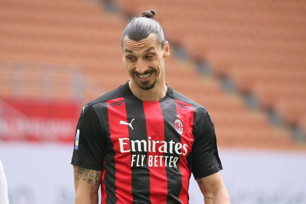 伊布甩身照称(ac米兰爆发内讧!