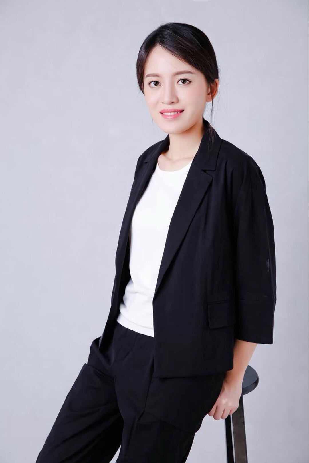 刷新青年科学家的新认知：她是康奈尔大学博士、浙大88年美女博导，破解电池储能密码