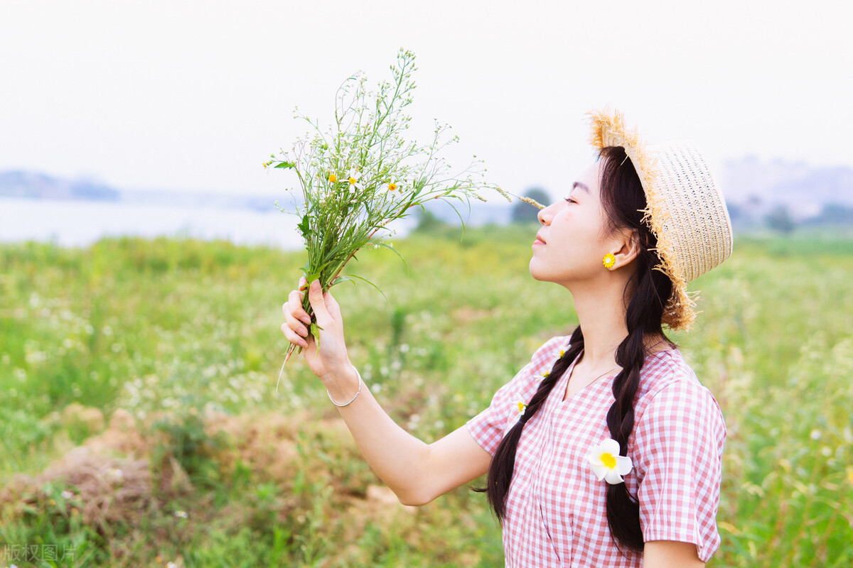 给儿女这般起名，好听又吉利，寓意有出息、成大事