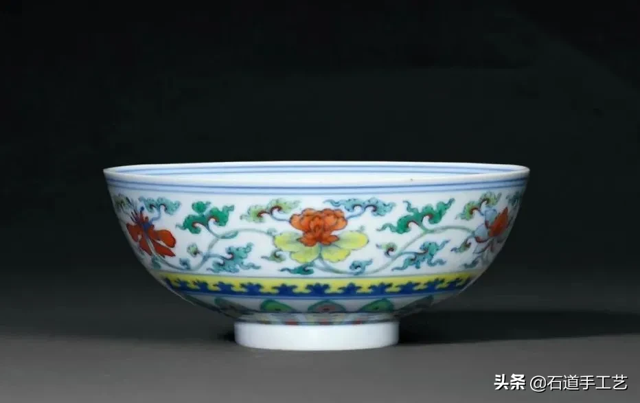北京诚轩春拍:一波精品明清瓷器成交价来了