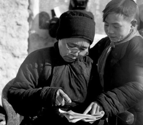 建国前，听说15岁姑娘被拐卖到北京，毛泽东责令彭真：马上查清楚