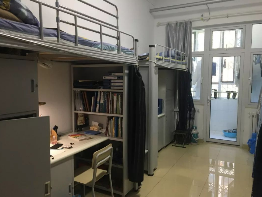 大一新生选床位也有“套路”，床位优势各有不同，提前了解不吃亏