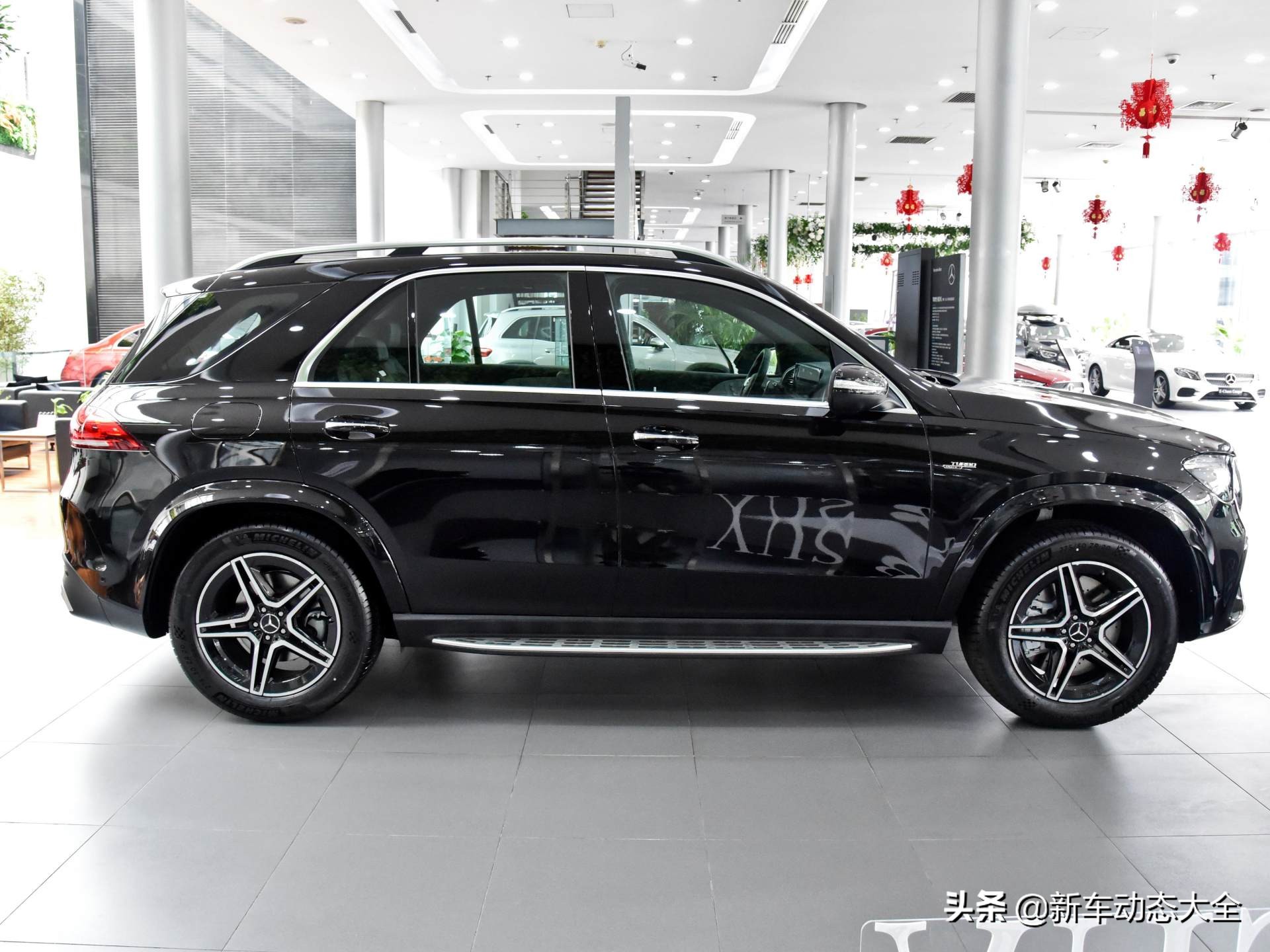 进口四驱豪华SUV，六缸双增压比跑车还快，奔驰GLE AMG