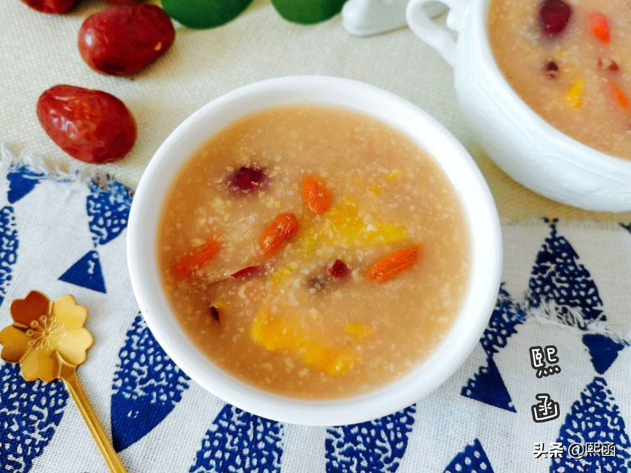 玉米糁的做法大全（加这3种食材暖身滋补好吸收）