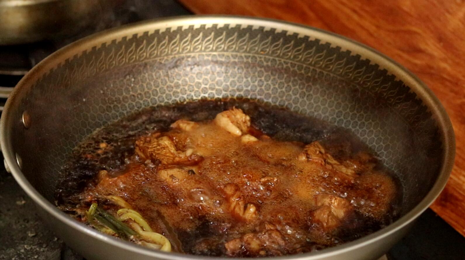 肉夹馍的肉怎么炖？掌握好技巧，一次炖一锅，比买的还好吃