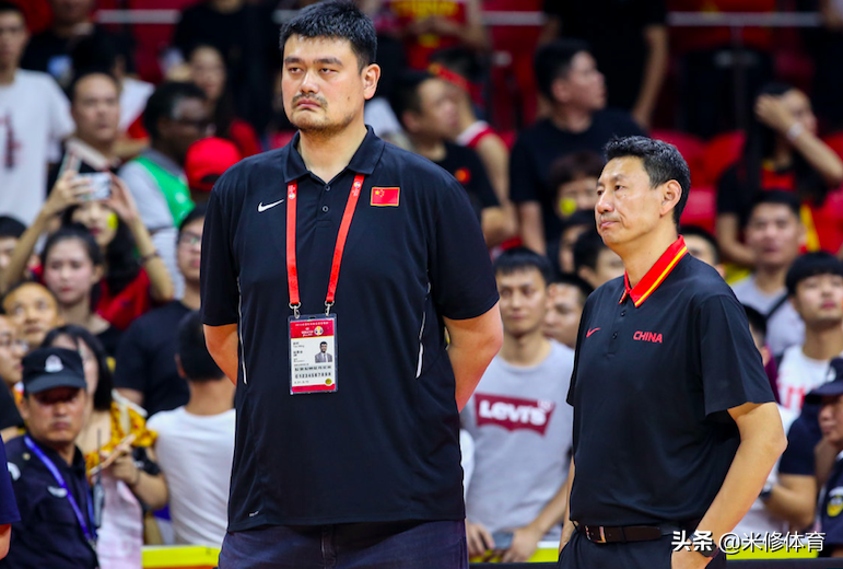 周琦为什么可以上男篮世界杯（世界杯后李楠首次发声：为什么选周琦发球？为什么不上可兰白克？）