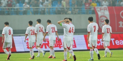 国足1比5泰国是什么比赛（铭记耻辱！七年前的今年，国足1比5泰国，逼出范志毅的不要脸理论）