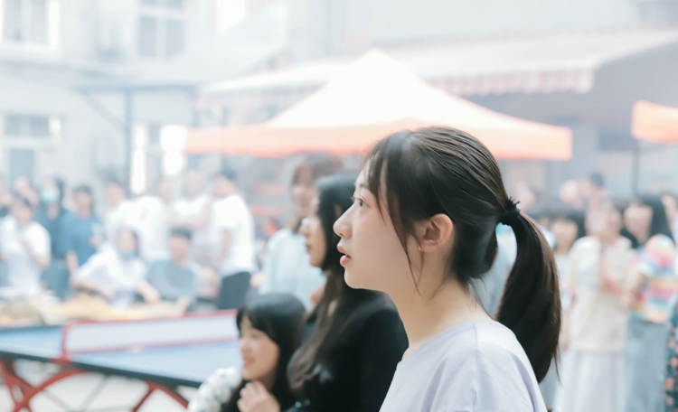 2021年复读生到底有多难？难于上青天，独立学院能报考吗？