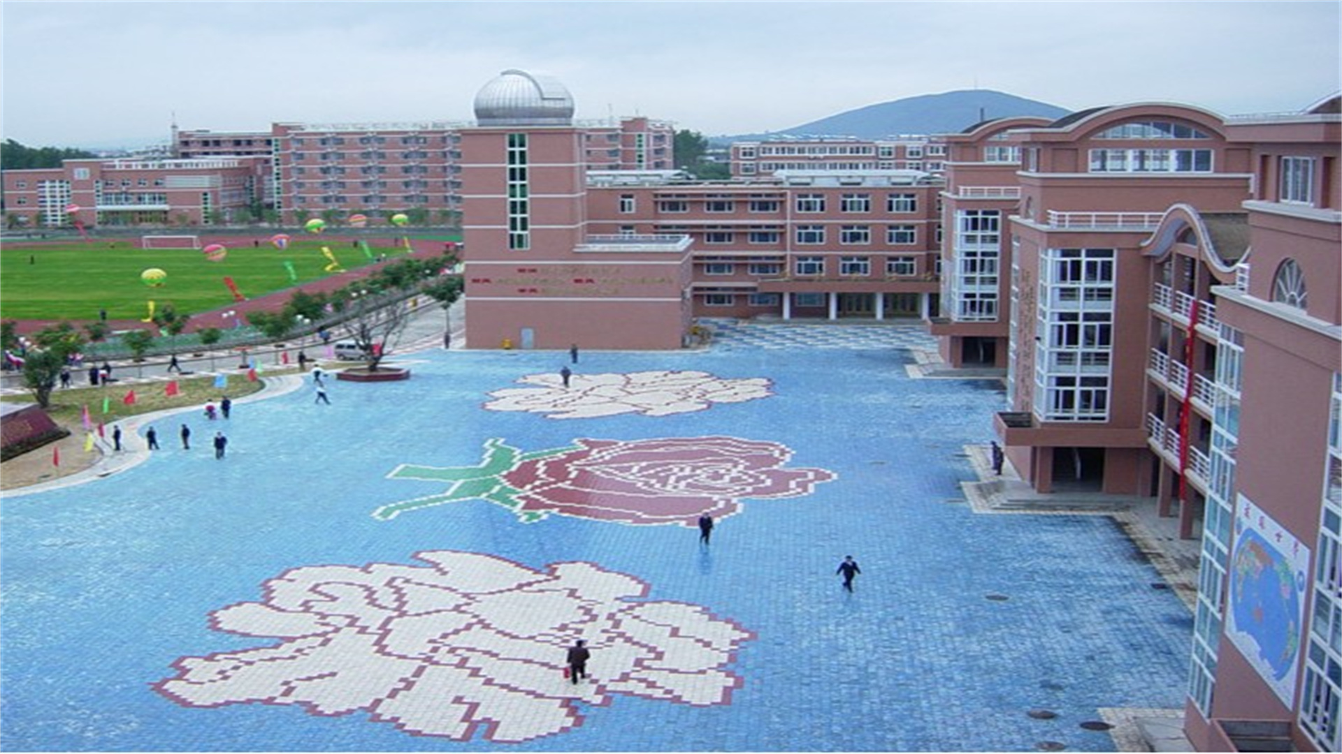 河南省“排行前3”的高中，本科率近百，高产状元，学生“圣地”