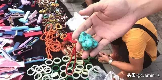 2元假货竟敢卖2000，一群人抢着付款！