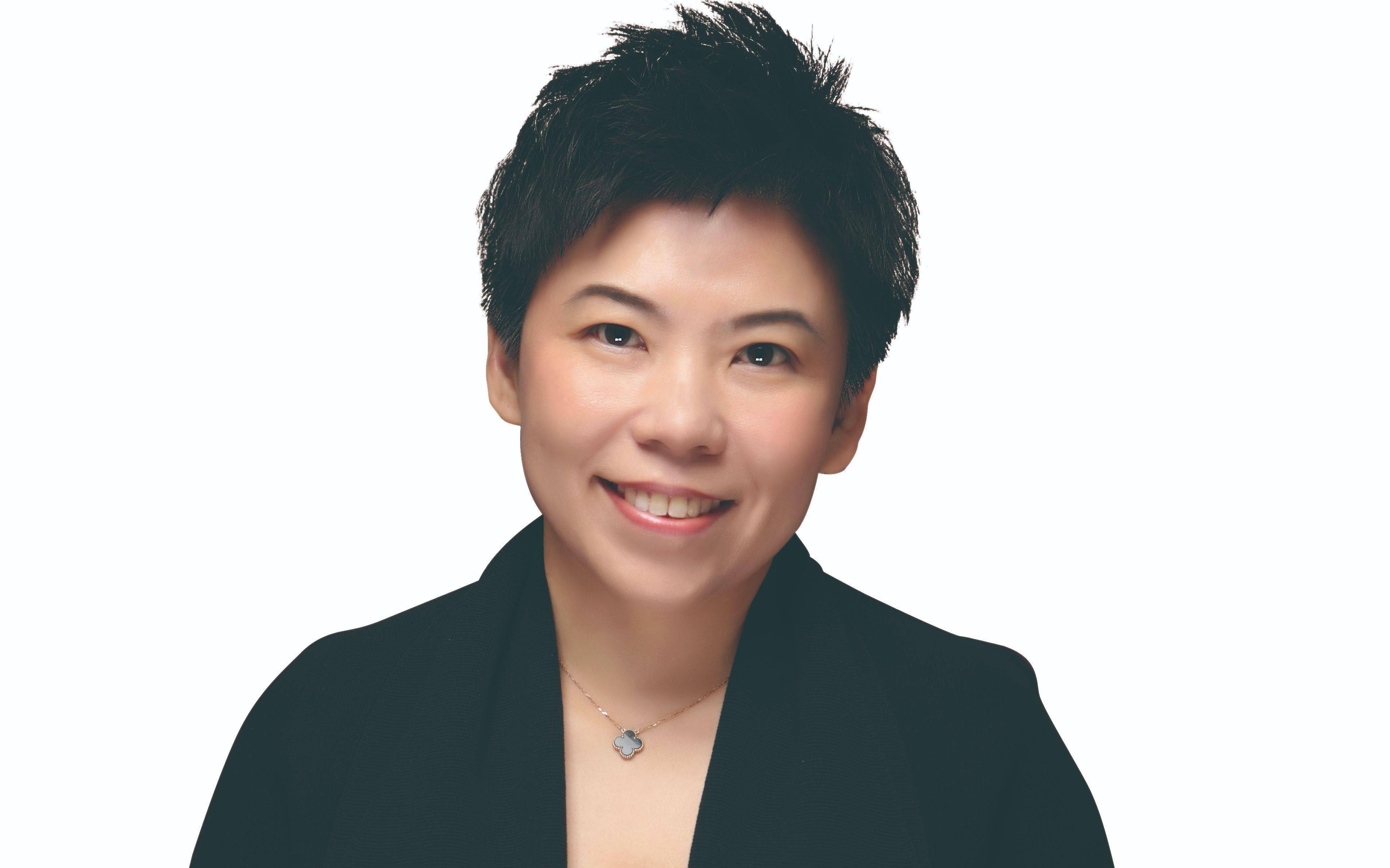 邓亚萍卖金牌了吗(乒乓女皇邓亚萍:14年运动生涯,拿下18个世界冠军