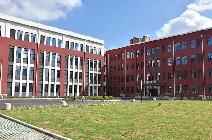 沪上最美10所公办&10所民办小学大PK，谁是魔都颜值担当？