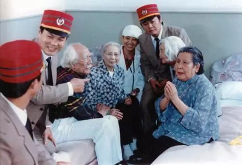 丈夫是著名艺术家刘琼，《羊城暗哨》饰女特务八姑，92岁高龄仙逝