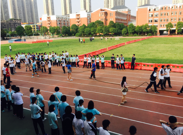 湖南雄霸一方的2所高中，备受名校青睐！高考成绩很亮眼