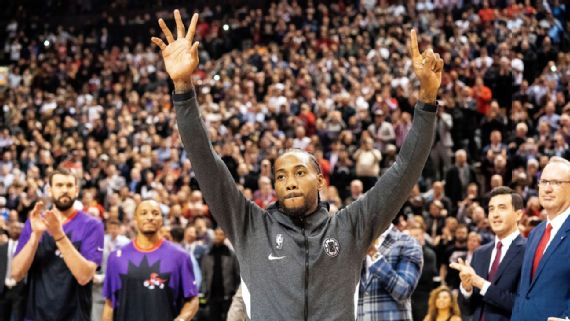 nba哪些人是倫納德的粉絲（卡懷·倫納德：在多倫多回歸時被歡呼“MVP”，領取冠軍戒指）