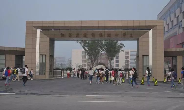 南通学子挤破头都想进的八所高中！第一名是……