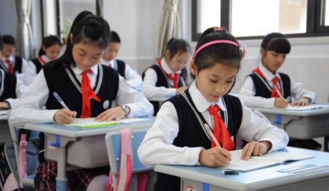 教育部发布新消息，“双减”之后又迎“双增”，家长们表示有点懵