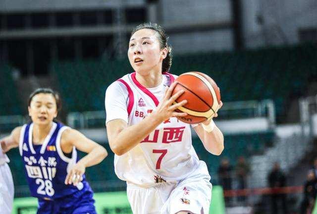 女子3v3篮球世界杯排名(中国篮球神话！3X3女篮7连胜夺世界冠军 195锋霸高举五星红旗庆祝)