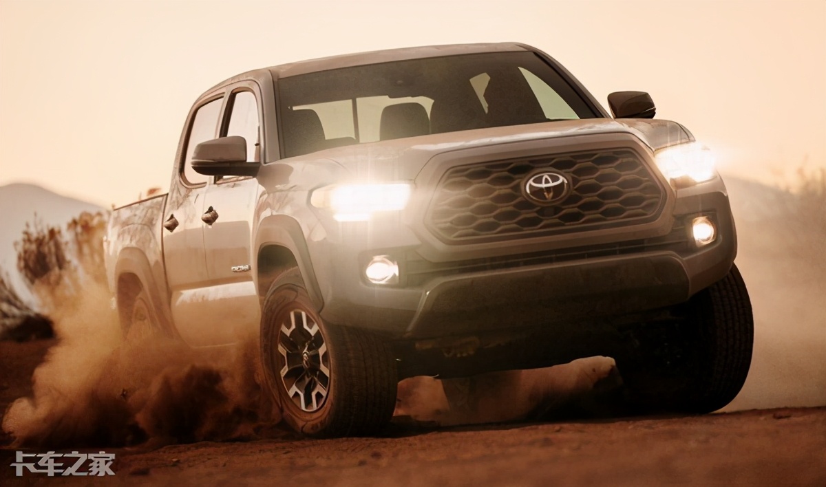 丰田第3代塔科马皮卡来了，在美国已经卖疯，只要17.2万