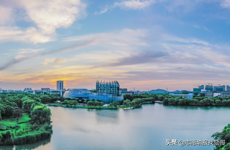 东华大学全国排名（这所大学）