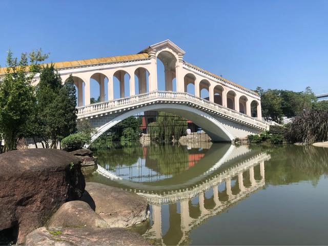 纺专：是成都最牛的专科吗？