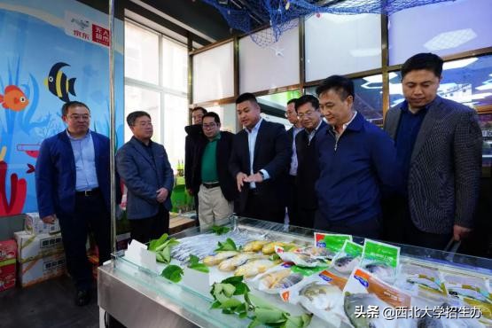 全国第一家校园无人超市在西北大学正式开业！网友：别人家的学校