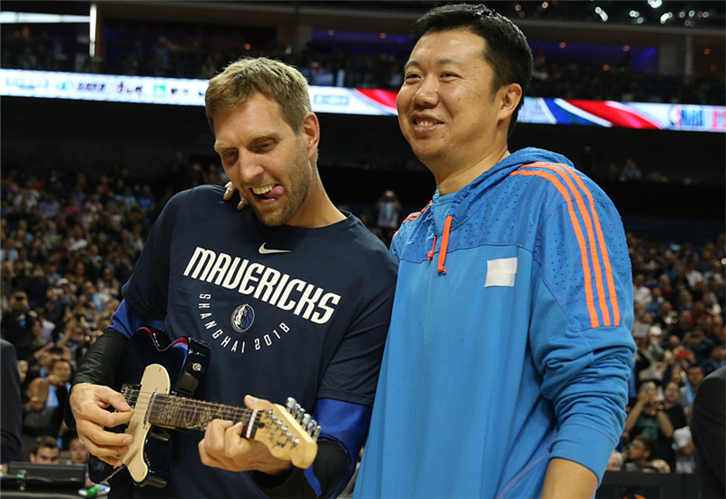 王治郅nba為什么沒成功（王治郅技術不亞于姚明，實力完勝阿聯，為何最終卻沒能立足NBA？）