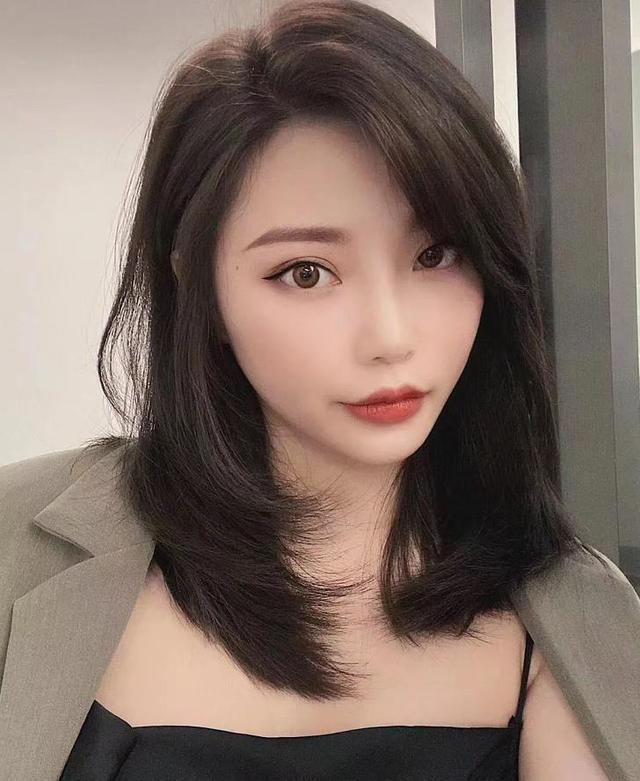 推荐三款好看的发色,减龄显气质