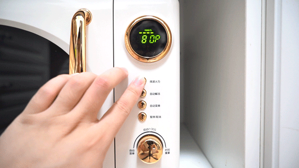 只会微波炉热剩菜？那是你没挖掘出这些宝藏用法