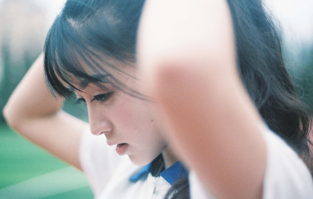 为什么近两年大学生的寒暑假大多数在家宅着？