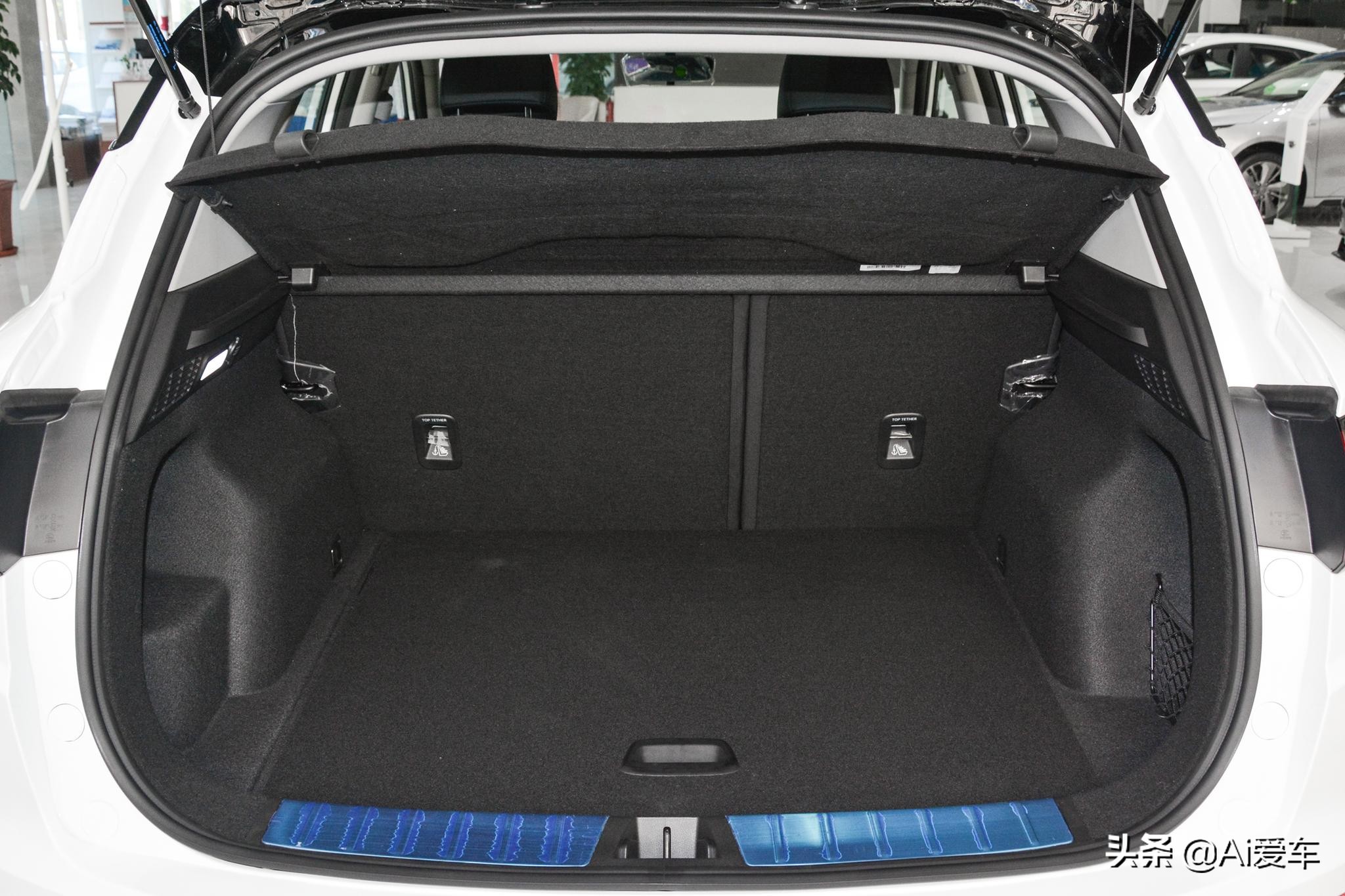 1.4L油耗好养，增压自动挡家用SUV，便宜空间够用，吉利缤越PHEV